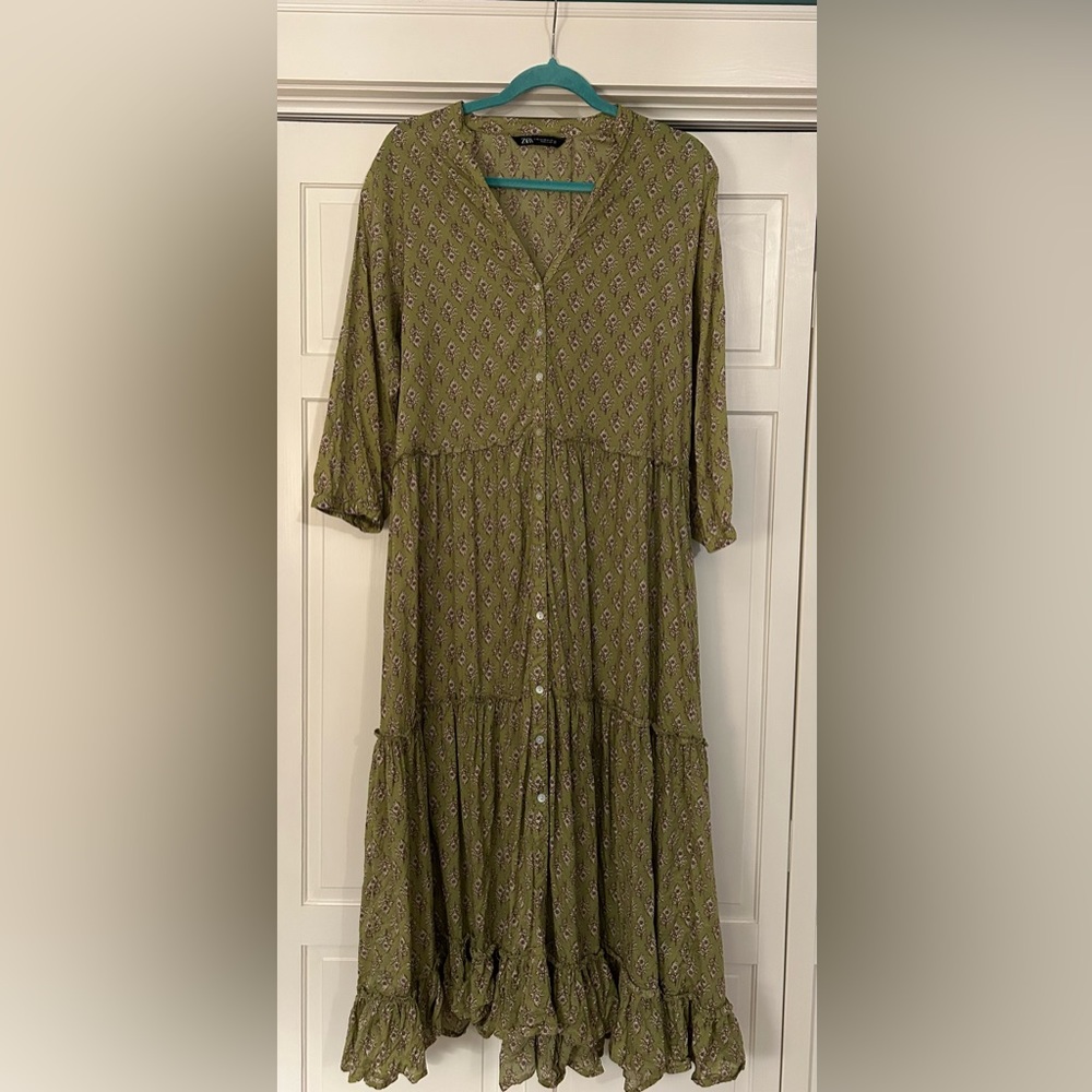 Zara maxi dress, worn once, XS but fits more like a medium, unlined